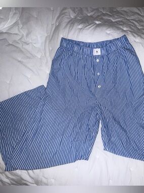 Anthropologie Blue & White Vertical Stripe Cotton Poplin Boxer Pants (size Med)